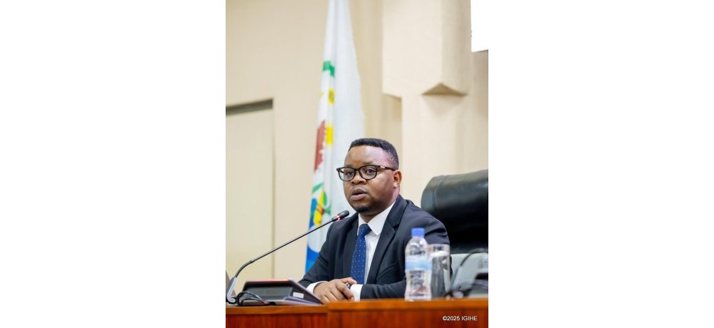  Umunyamabanga wa Leta muri Minisiteri y’Ikoranabuhanga na Inovasiyo, Yves Iradukunda yavuze ko Gates Foundation imaze guha u Rwanda miliyoni 17,5$ yo guteza imbere AI mu mirimo itandukanye