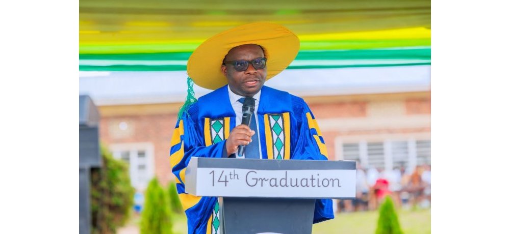 Umuyobozi Mukuru wa Kaminuza ya UTAB, Padiri Munana Gilbert, yashimiye abantu b’ingeri zitandukanye bagize uruhare mu gushinga iyi Kaminuza 