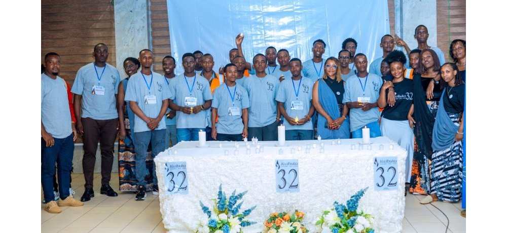 Abanyarwanda baba muri Cameroun basabye urubyiruko kwigira ku mateka y’ibyabaye no guharanira ko ibyabaye bitazongera kubaho