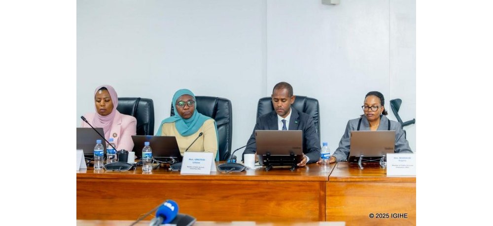 Abadepite bagize Komisiyo ya PAC