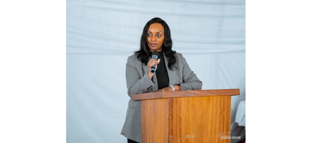 Guverineri wa BNR, Soraya Hakuziyaremye, yagaragaje ko aya mahugurwa gukomeza gukoresha serivisi z’ikoranabuhanga kugira ngo batangire bategure ejo hazaza heza h’imiryango yabo