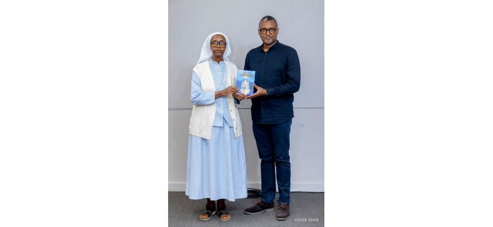 Sr Murekatete yanditse igitabo yise  ‘Le Génocide Commis Contre les Tutsi : Contribution des Benebikira à la protection des victimes et à la reconstruction du pays’
