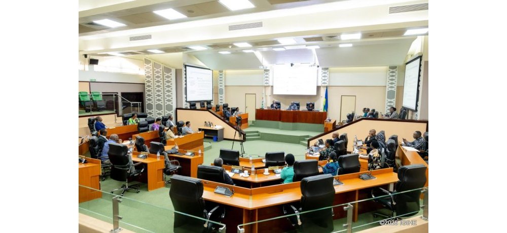 Abasenateri basobanuriwe imishinga u Rwanda ruri gushyiramo imbaraga mu kwimakaza AI mu mirimo itandukanye