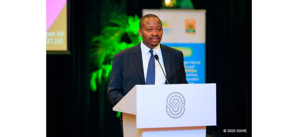 Justin Ndatabaye ushinzwe iterambere ry’ubucuruzi muri BRD, yavuze ko iyi nguzanyo ije gukuraho ibibazo abagore bagiraga mu gusaba inguzanyo