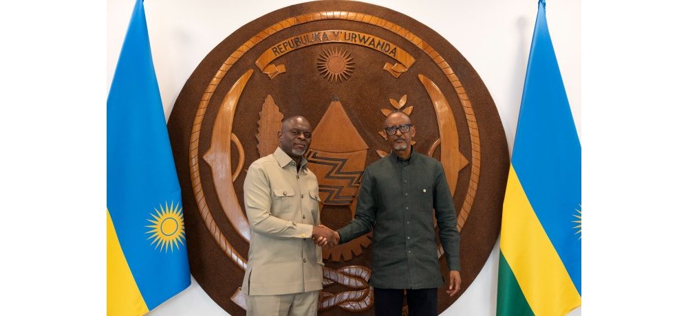 Perezida Kagame n’Igikomangoma Oheneba Yaw Otchere w’Ubwami bwa Ashanti bemeranyije guteza imbere ubufatanye bw’impande zombi