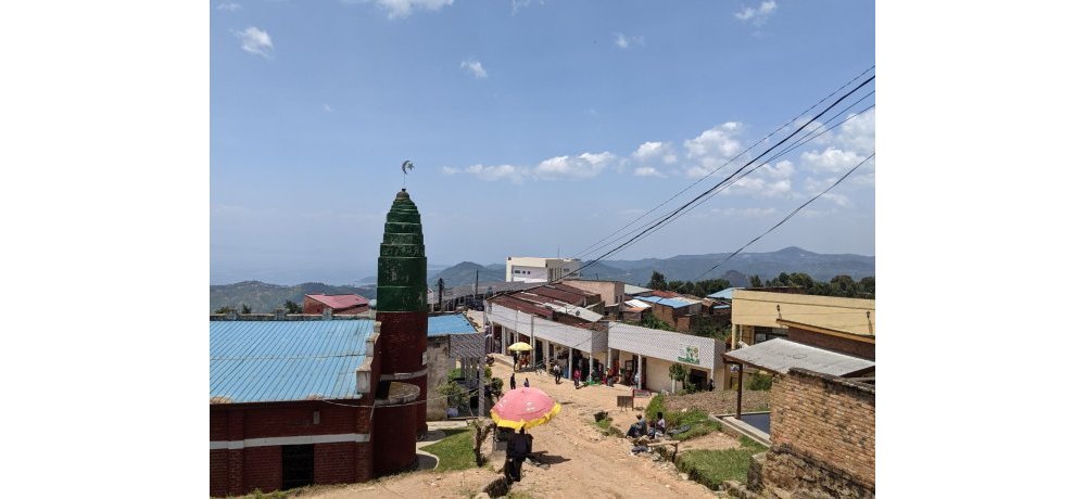 Abakorera i Congonil barataka ibihombo baterwa no kutagira sitasiyo ya lisansi