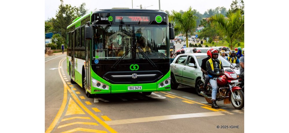 Biteganyijwe ko Ecofleet Solutions izatangirana bisi zayo 190 zikoresha amashanyarazi mu gihe izindi 110 izazikodesha muri sosiyete zisanzwe zitwara abagenzi