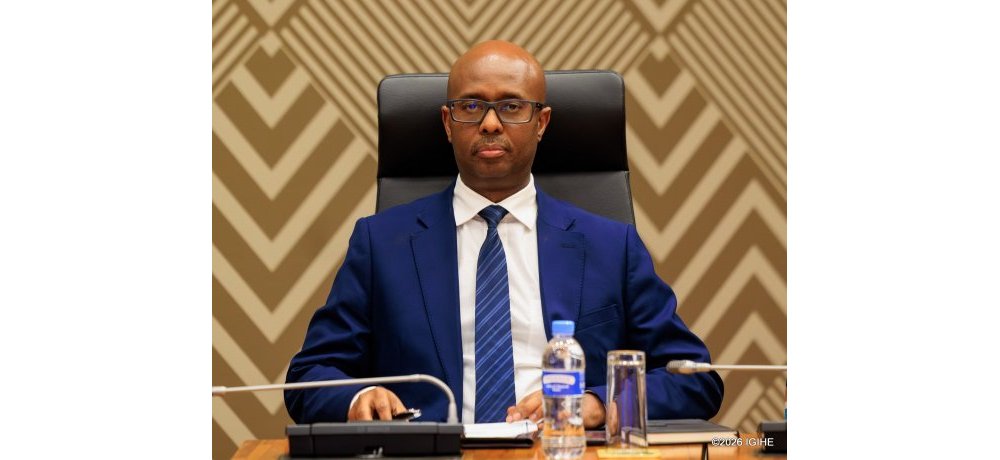 Minisitiri Murangwa yahamije ko imyenda u Rwanda rufite itaruremereye ndetse igihe izaba yatangiye kubyara inyungu bizoroha kurushaho