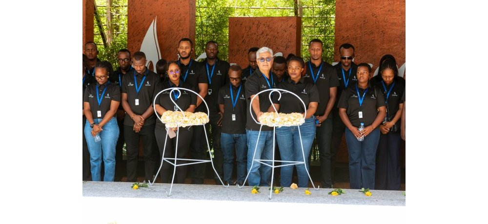 Shelter Group Africa yahaye icyubahiro abashyinguwe mu Rwibutso rwa Jenoside rwa Kigali