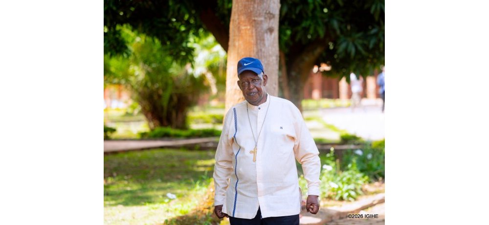 Musenyeri Nzakamwita afite imyaka 82 y’amavuko