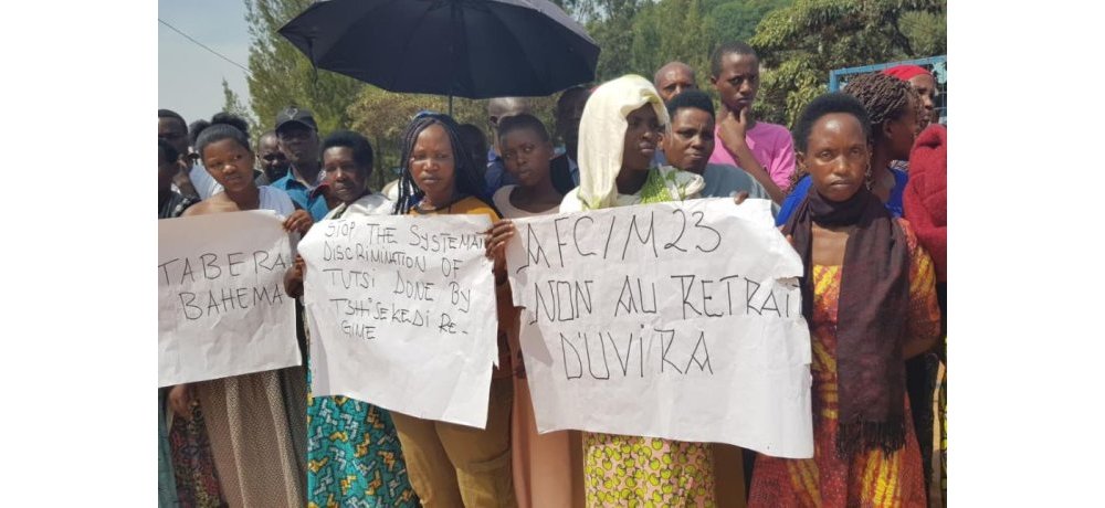 Ababyeyi b’impunzi baba mu Nkambi ya Mugombwa berekanye urukundo bakunda AFC/M23