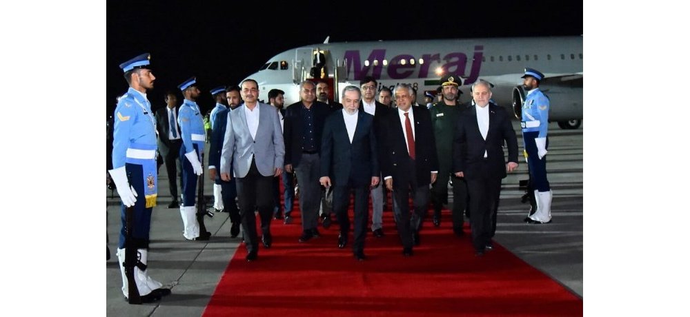 Minisitiri w’Ububanyi n’Amahanga wa Iran, Abbas Araqchi, yageze muri Pakistan ariko Iran iracyatsimbaraye ko nta biganiro agirana na Amerika