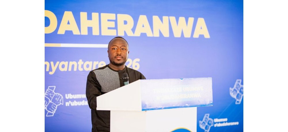 Umunyamabanga Uhoraho muri Minisiteri y’Ubumwe bw’Abanyarwanda n’Inshingano Mboneragihugu, Eric Mahoro, yavuze ko hakiri abarangiza ibihano batarahindutse by’ukuri 