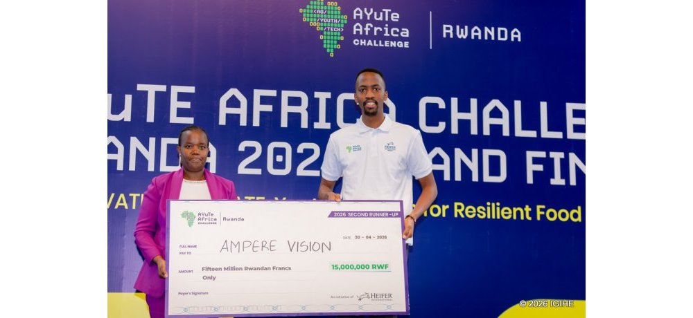 Muyumbano Happy Axel, yatsindiye igihembo cya miliyoni 15 Frw muri AYuTe Africa Challenge