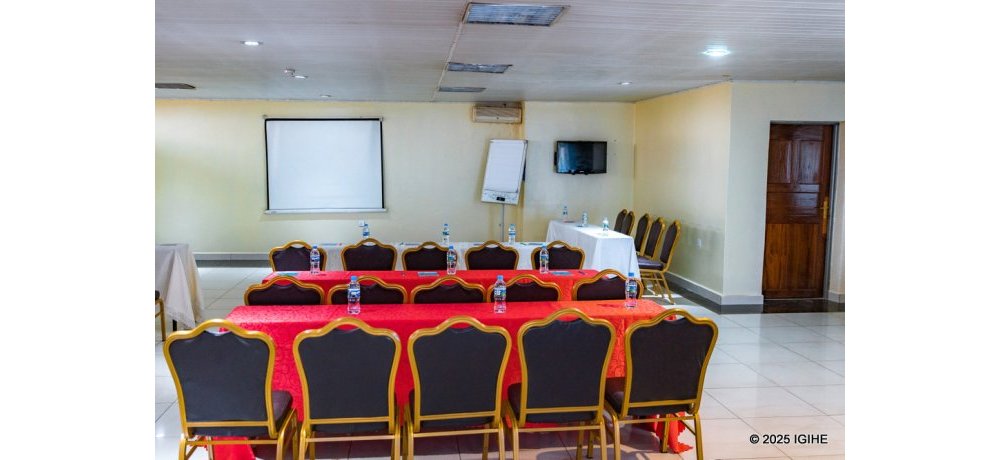 Salama Hotel Kiyovu ifite salles nziza ziberamo inama