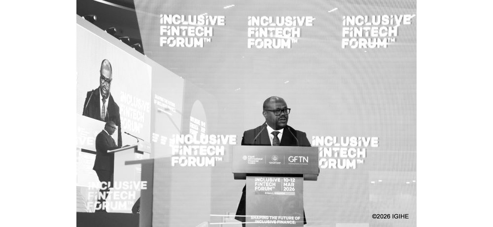 Minisitiri w’Intebe Dr Nsengiyumva yavuze ko ikoranabuhanga ryatumye Abanyarwanda benshi bagerwaho na serivisi z’imari