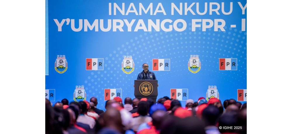 Perezida Kagame yashimiye Abanyarwanda kubumbatira ubumwe