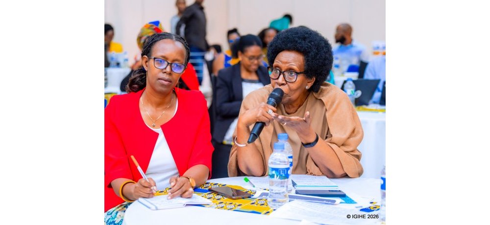 Kayitesi Mathilde yavuze ko kimwe mu byo abona bisenya umuryango, ari uko abashakanye batakigira ibanga ry’ingo zabo