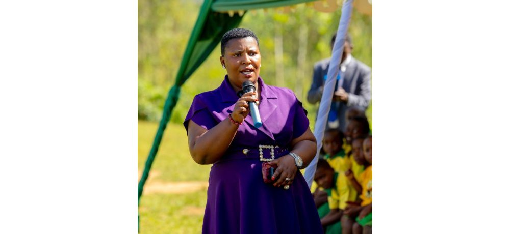 Umunyabanga Nshingwabikorwa w’Umurenge wa Kabagari, Uwimpuhwe Marie Gorette, yashimye Umuryango Le Chemin de la Lumière wubatse ishuri muri aka gace kuko byazamuye umubare w’abanyeshuri bagana ishuri