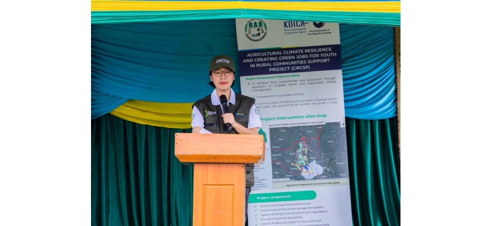 Umuyobozi wa KOICA Rwanda, KIM Jinhwa, yavuze ko binyuze muri uyu mushinga hazashyirwaho isoko rizajya rigurishirizwamo umusaruro w’abahinzi bahinze muri iki gishanga