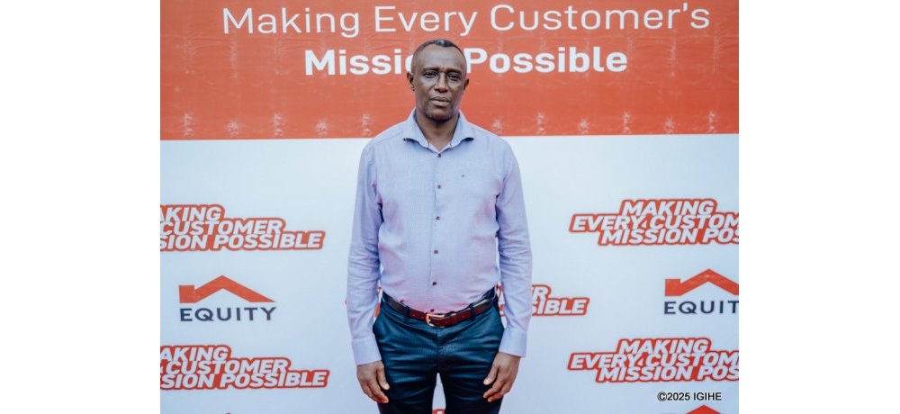 Nkundumikiza Thierry yashimye imikorere ya Equity Bank mu gihe bamaze bakorana